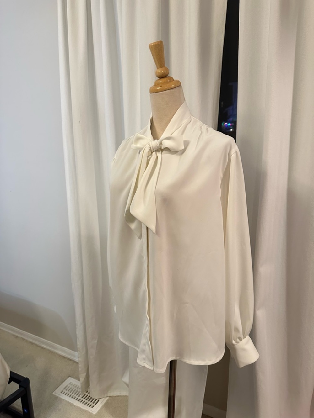Cream Bow Tie Neck Blouse - Picture 2 of 5